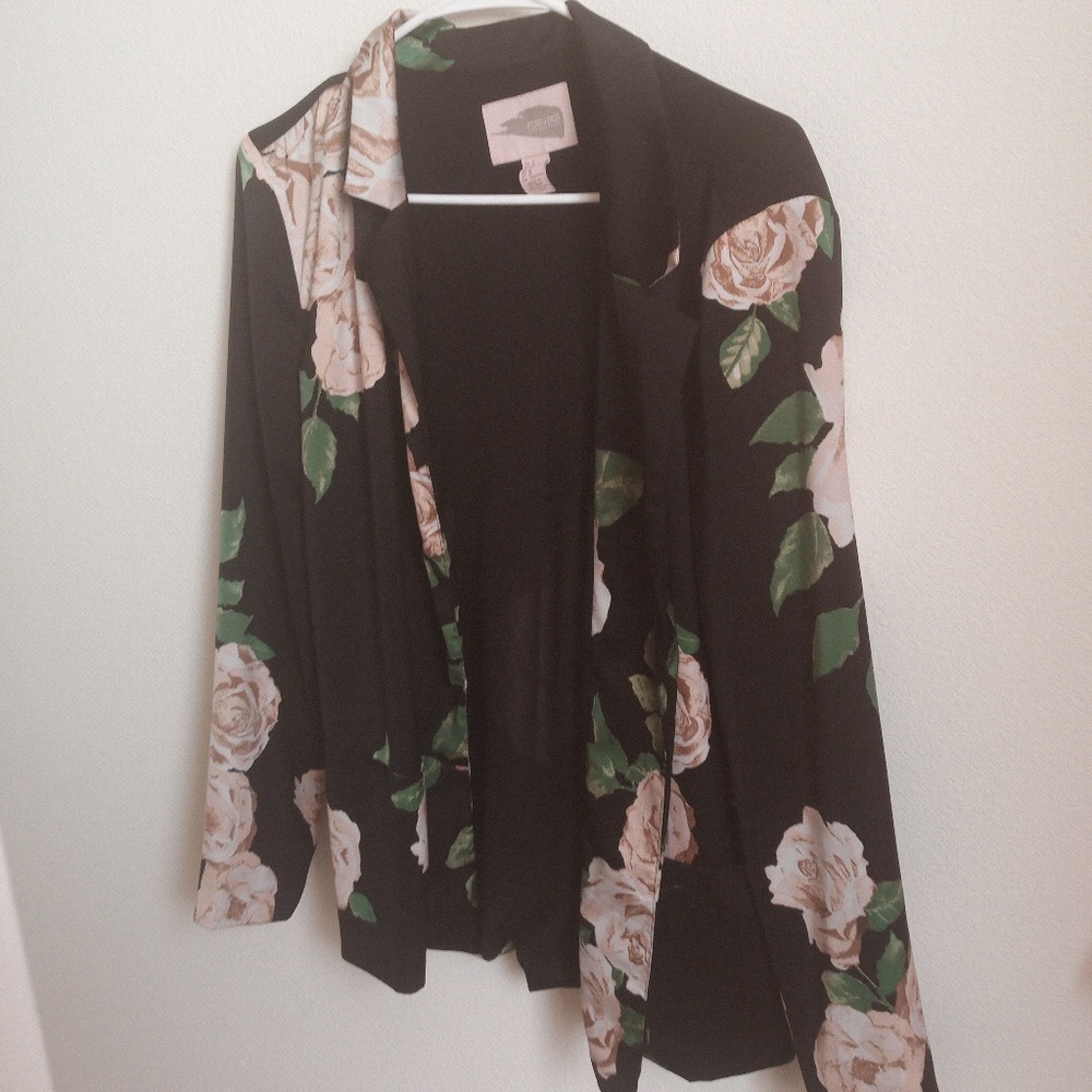 Forever 21 Black Floral Blazer